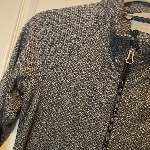 ATHLETA DARK GRAY AND BLACK DESIGN FULL ZIP LONG SLEEVE ATHLETIC JACKET - XS - Picture 7 of 12
